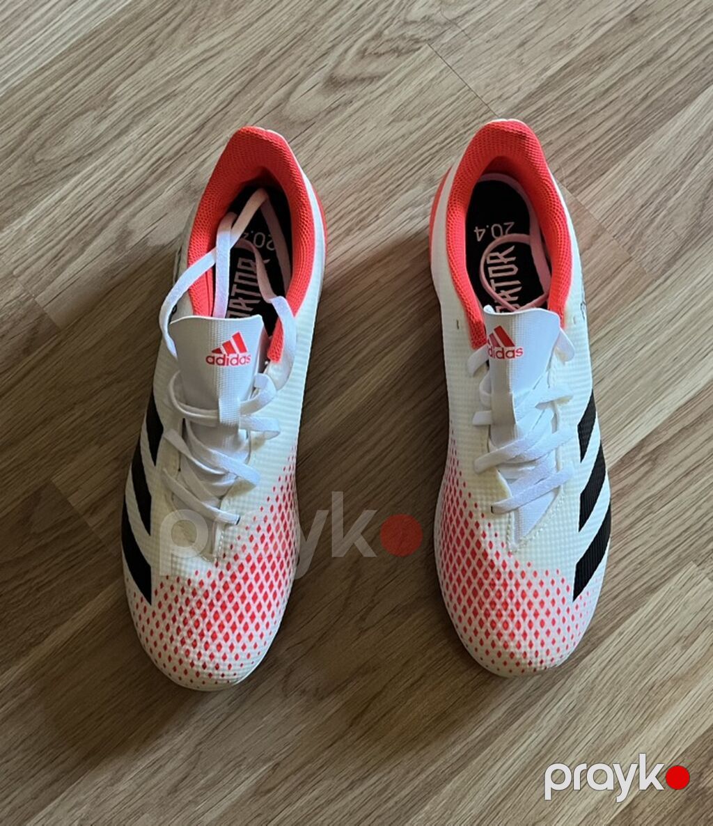 Adidas Predator kramponları - Model: Adidas Predator (yan hissədə — Krossovkalar, Bakı (2)