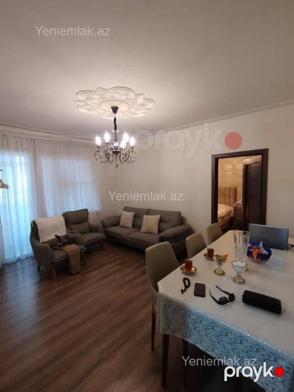 Satılır 4 otaqlı Bina evi menzil (Köhnə tikili), 83 m², 10-cu mikrorayon — Mənzil, Sumqayıt (3)