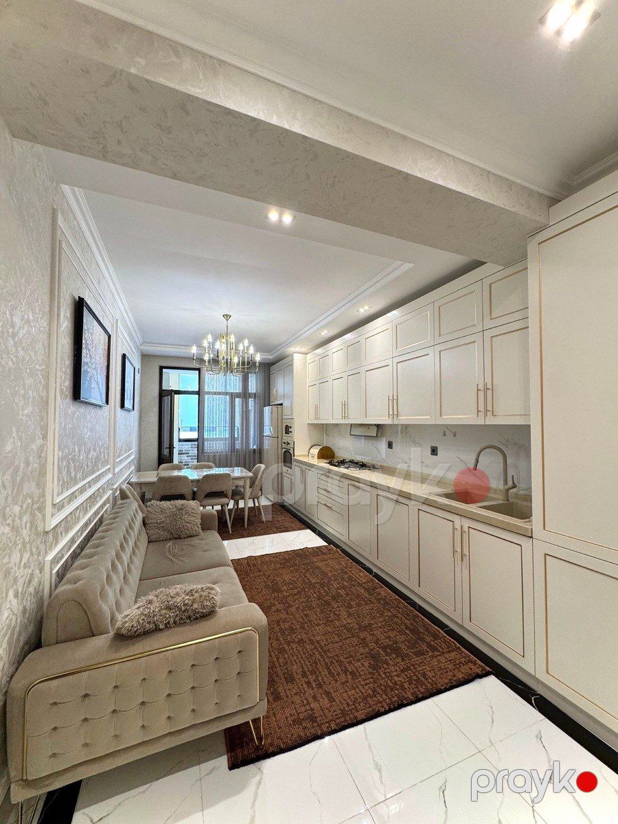 Satılır 4 otaqlı yeni tikili 215 m² — Mənzil, Bakı (3)