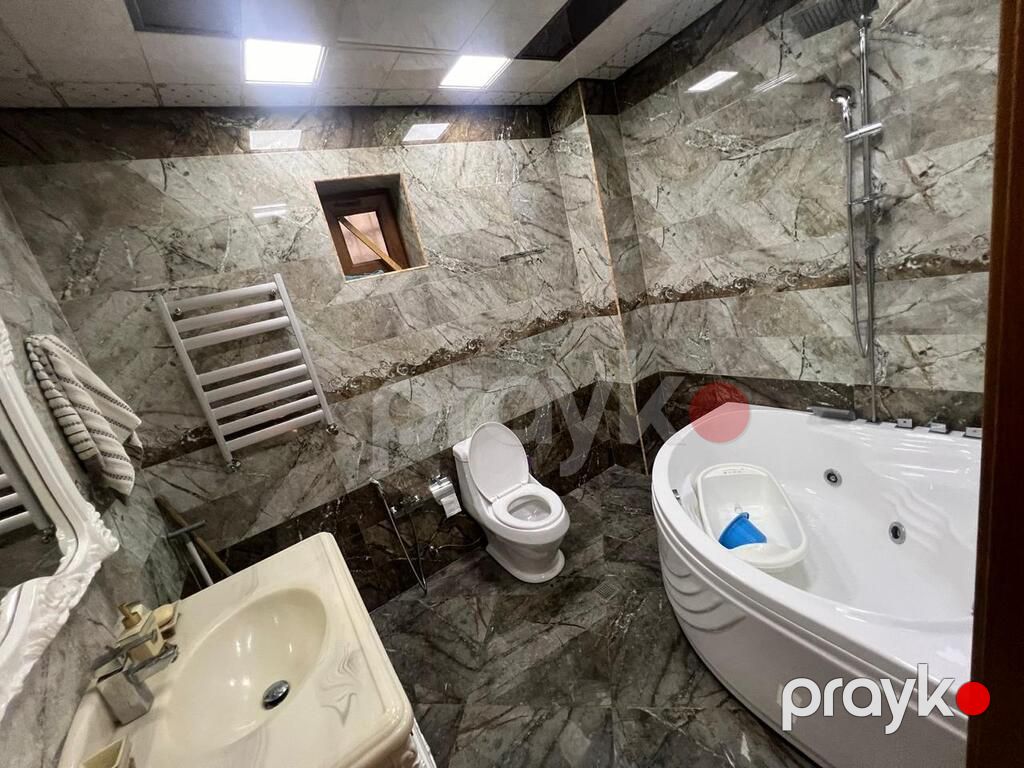 Satılır 5 otaqlı həyət evi/bağ evi 240 m² — Ev, villa, Bakı (12)