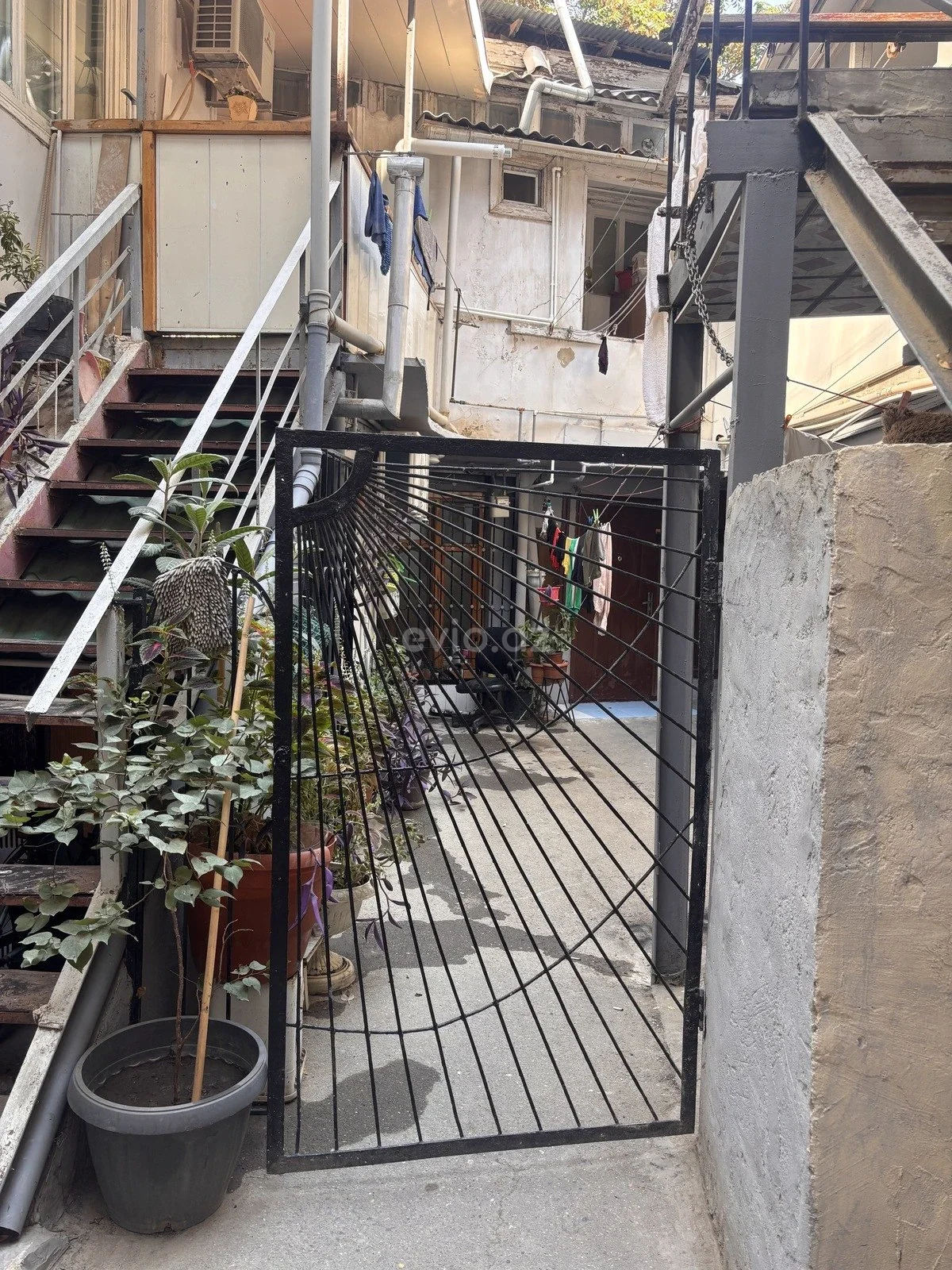 3 otaqlı orta təmirli mənzil satılır Bayıl qəsəbəsində — Mənzil, Bakı (10)