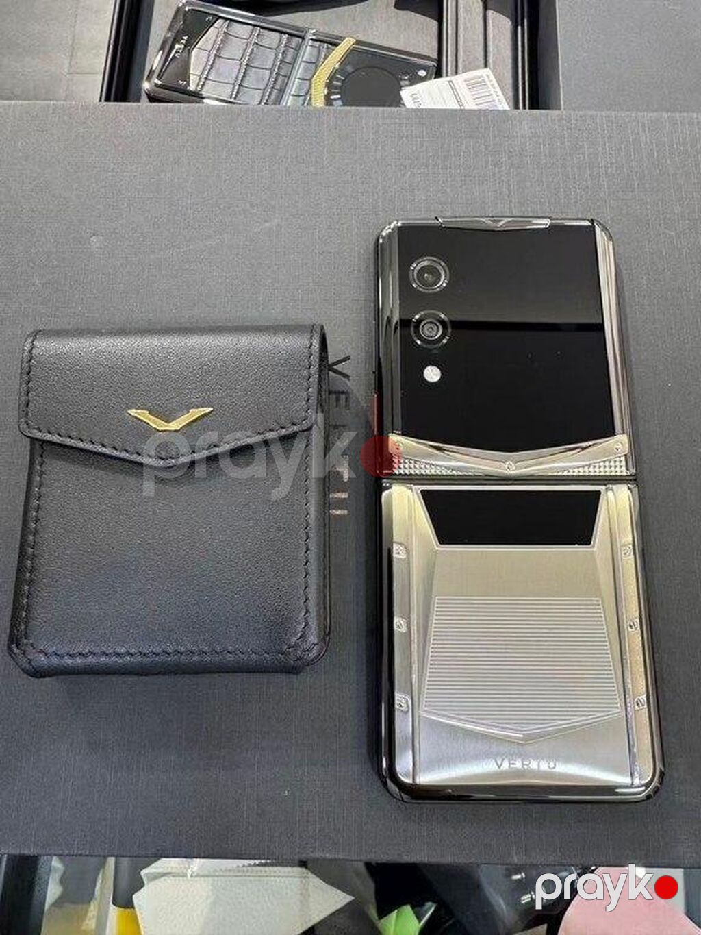 Vertu 1 TB, rəng - Gümüşü — Vertu, Bakı (4)