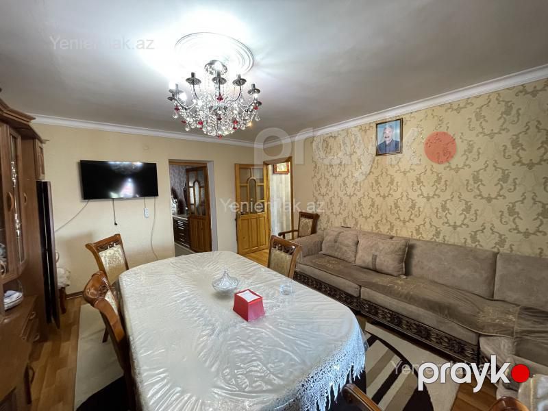 Satılır 2 otaqlı Bina evi menzil (Köhnə tikili), 50 m², 4-cü mikrorayon — Mənzil, Sumqayıt (3)