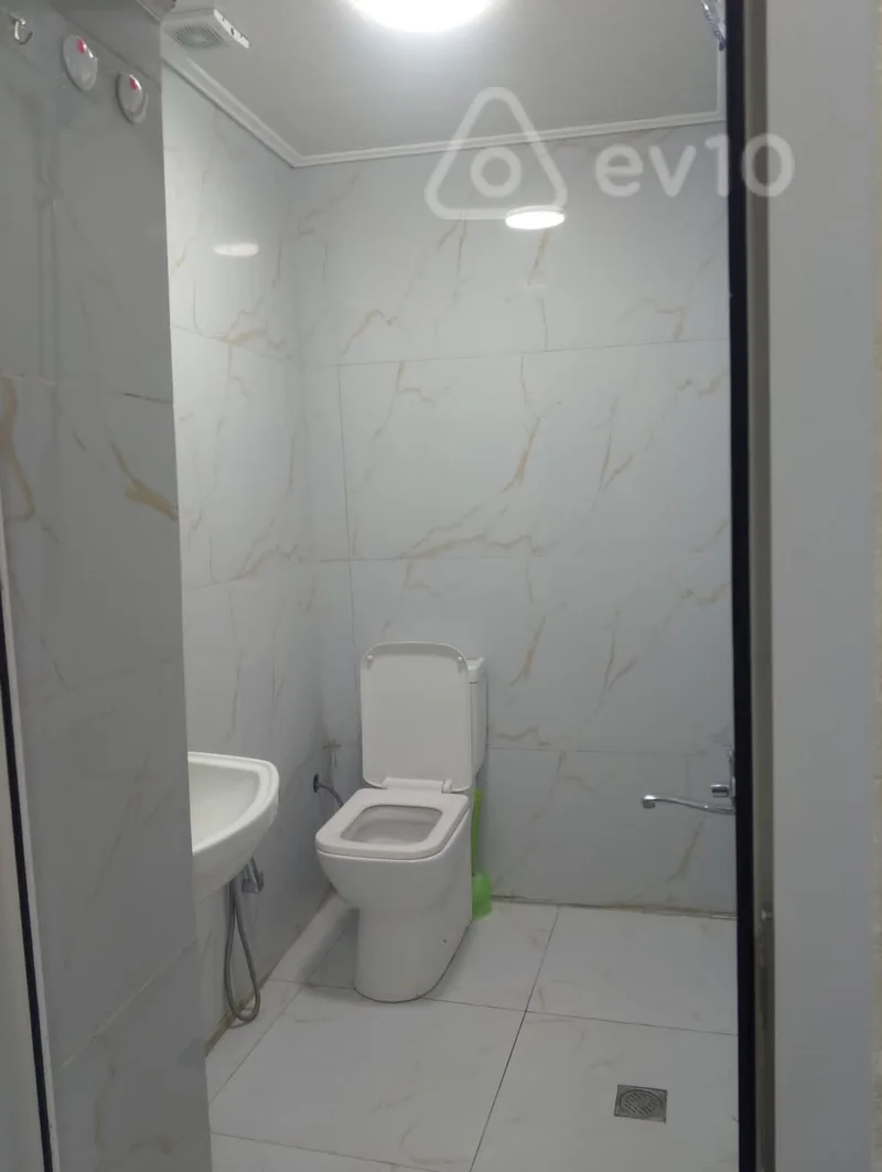 3 otaqlı həyət evi, 70 m², Nərimanov rayonu 12 - ci göl kənarı — kirayə — Ev, villa, Bakı (9)