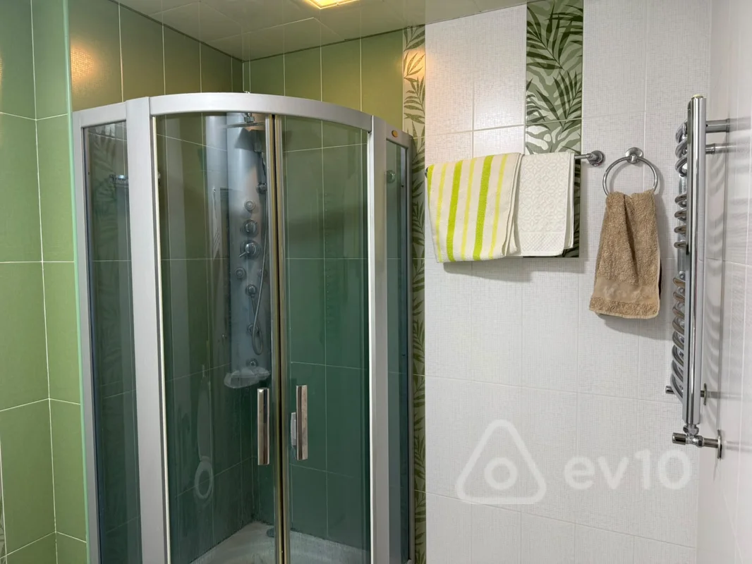 2 otaqlı mənzil, 70 m², Ayaz İsmayılov küçəsi 8 — kirayə — Mənzil, Bakı (8)