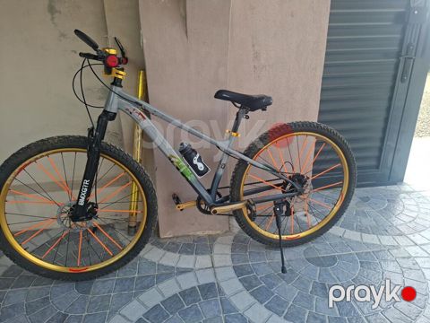 Dağ velosipedi – 29” təkərlər, disk əyləclər, amortizatorlu ön çəngəl — Astara