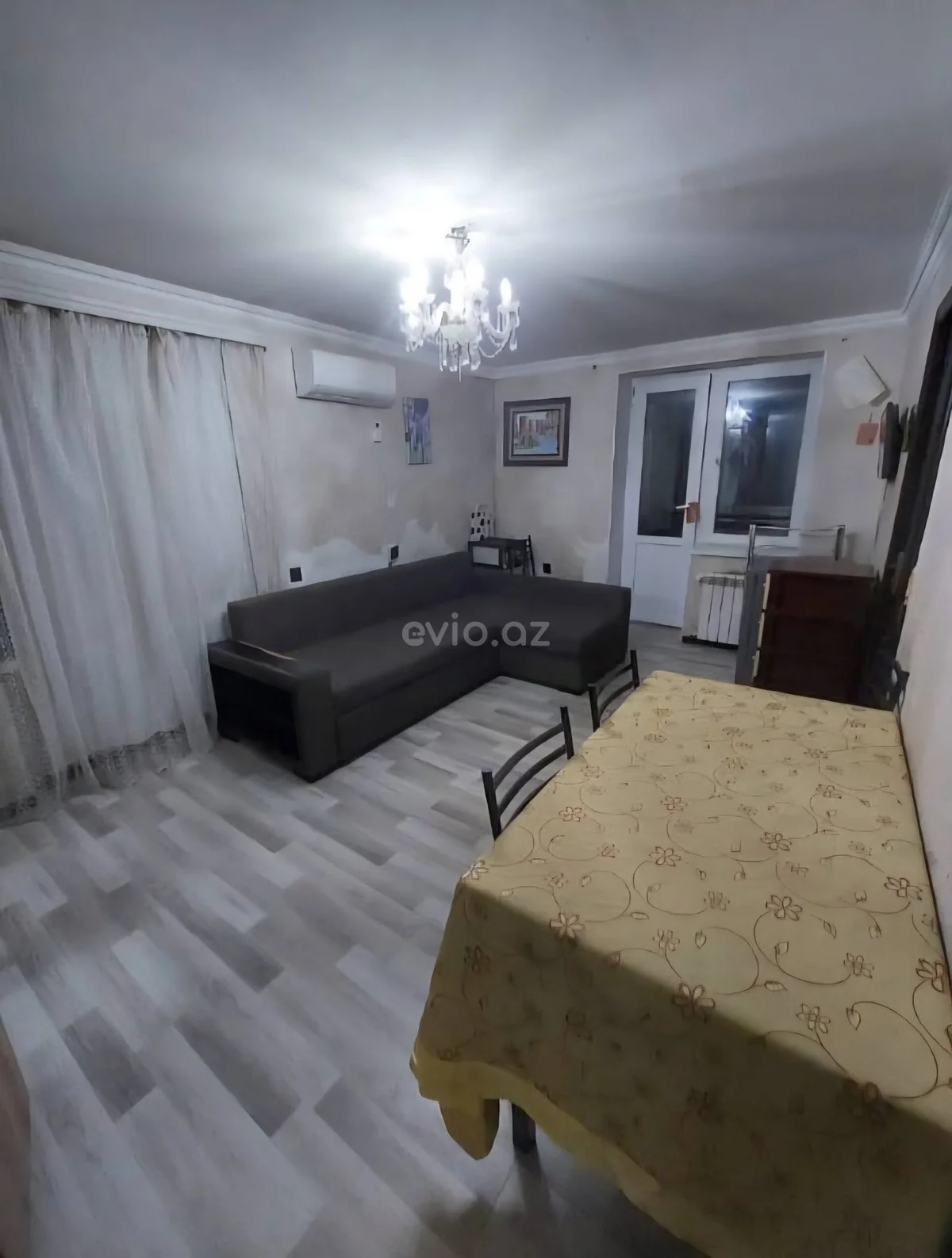 2 otaqlı orta təmirli mənzil satılır Yasamal qəsəbəsində — Bakı