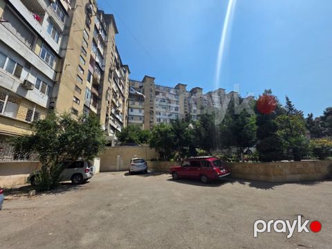 Satılır 2 otaqlı köhnə tikili 75 m² — Bakı