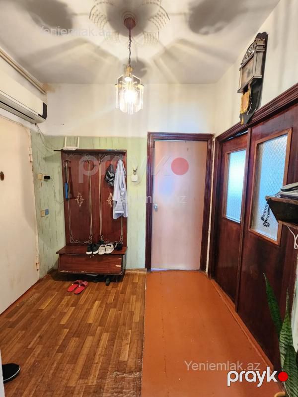 Satılır 3 otaqlı Bina evi menzil (Köhnə tikili), 70 m², 6-cı mikrorayon — Mənzil, Sumqayıt (4)