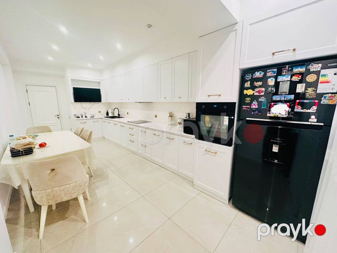 Satılır 4 otaqlı yeni tikili 210 m² — Mənzil, Bakı (5)