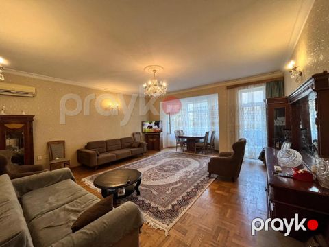 Satılır 4 otaqlı yeni tikili 145 m² — Bakı