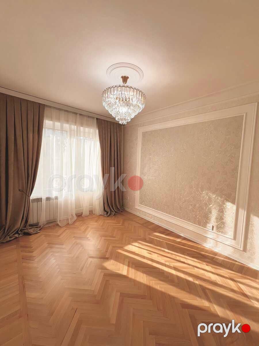 Satılır 2 otaqlı köhnə tikili 58 m² — Mənzil, Bakı (2)