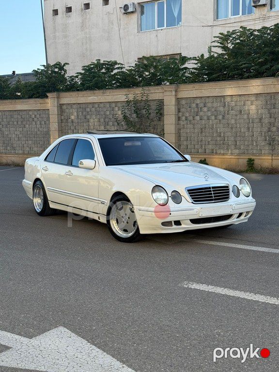 Mercedes E 240, 2.4 L, 2001 il, 350 000 km — Avtomobillər, Bakı (3)