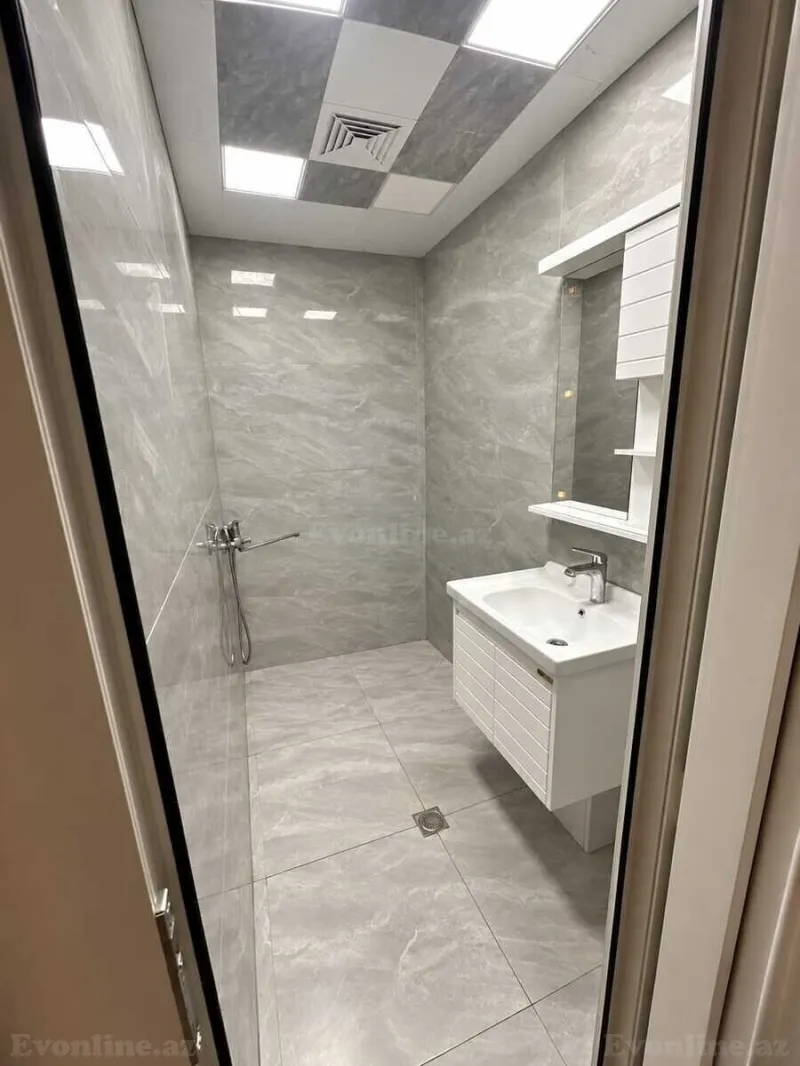 Satılır 2 otaqlı Mənzil Köhnə tikili 65 m² Bakı, Xətai r., Həzi Aslanov — Mənzil, Bakı (7)