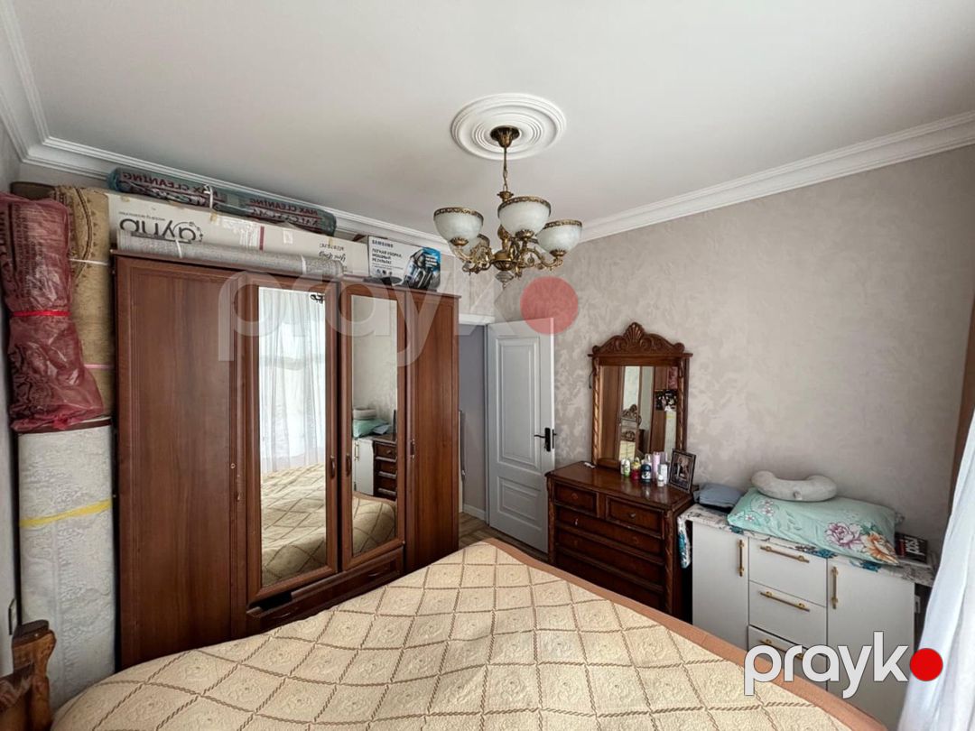 Satılır 4 otaqlı köhnə tikili 110 m² — Mənzil, Bakı (2)