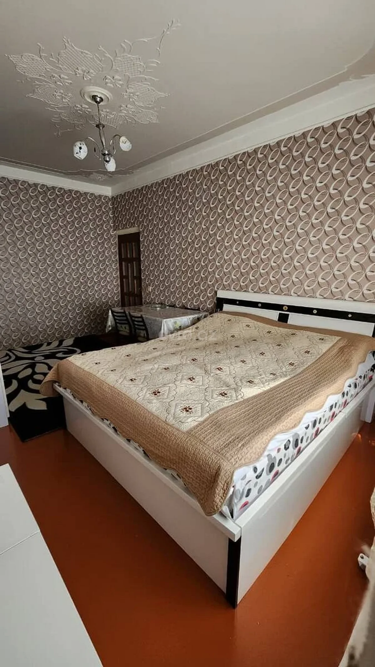 5 otaqlı orta təmirli mənzil satılır Qaraçuxur qəsəbəsində — Mənzil, Bakı (2)