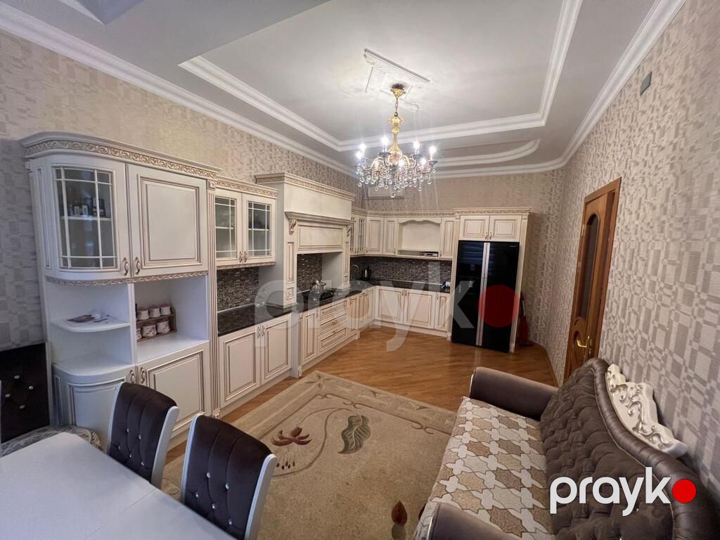 Satılır 5 otaqlı həyət evi/bağ evi 240 m² — Ev, villa, Bakı (5)