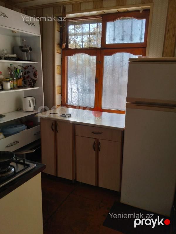 Satılır 2 otaqlı Bina evi menzil (Köhnə tikili), 50 m², 4-cü mikrorayon — Mənzil, Sumqayıt (3)