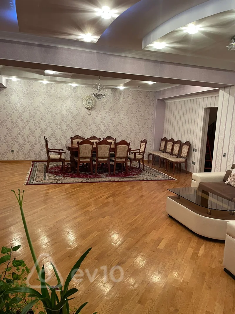 6 otaqlı mənzil, 300 m², Ənvər Hüseynov — Mənzil, Bakı (10)