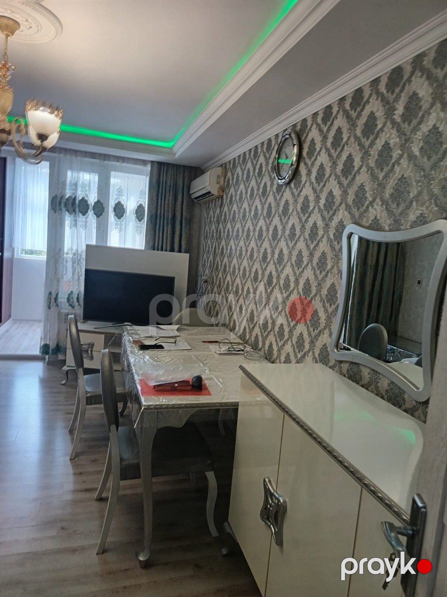 İcarəyə verilir 2 otaqlı köhnə tikili 46 m² — Mənzil, Bakı (9)