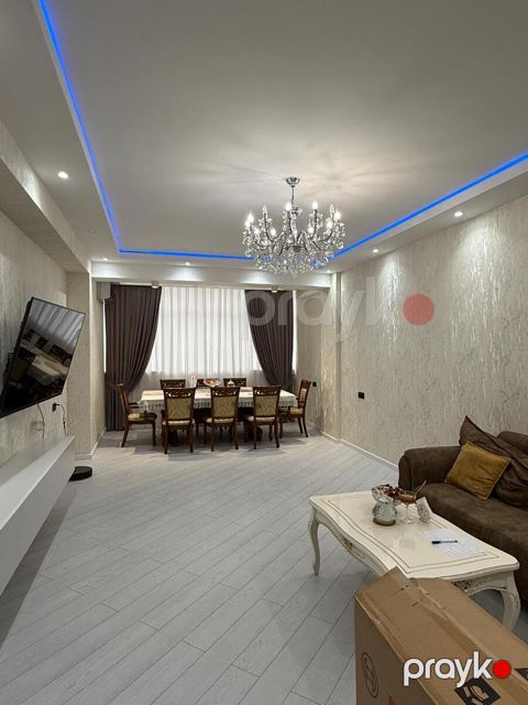 Satılır 4 otaqlı yeni tikili 135 m² — Bakı