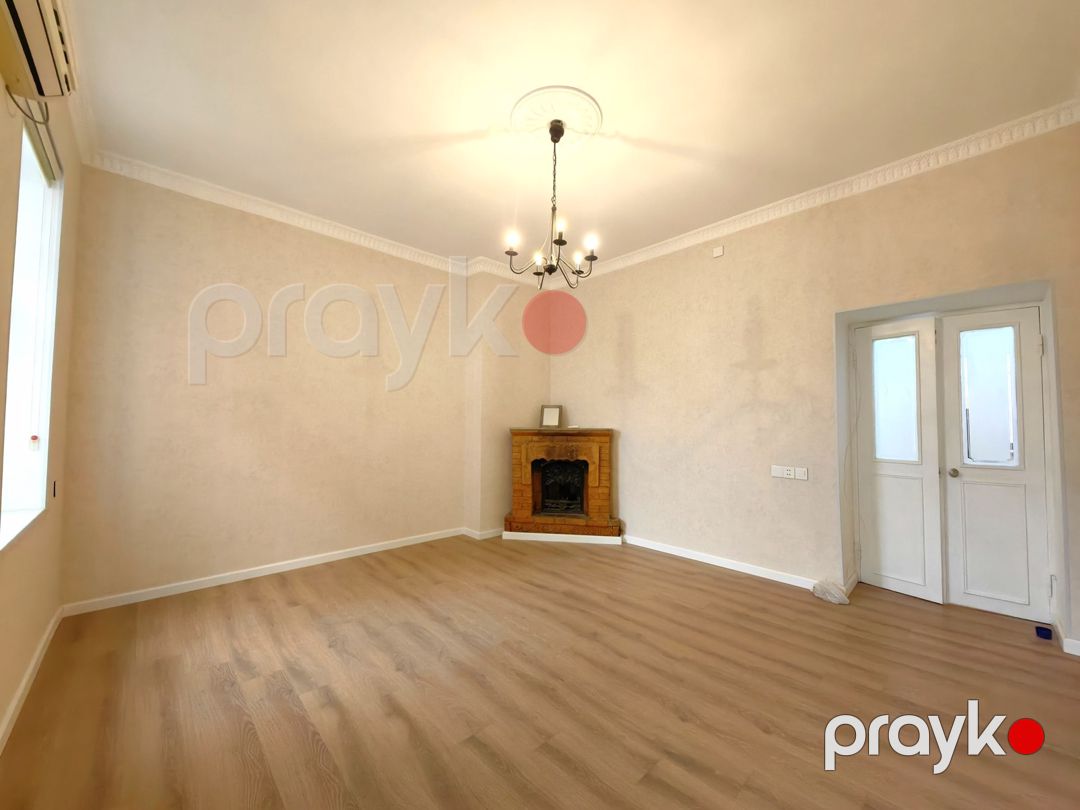 Satılır 2 otaqlı köhnə tikili 57 m² — Mənzil, Bakı (9)