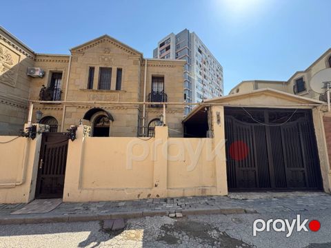 Satılır 4 otaqlı həyət evi/bağ evi 150 m² — Bakı
