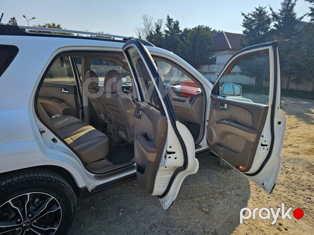 Kia Sportage: 2 l 2006 il Hetçbek 10-UN-335 — Avtomobillər, Bakı (6)
