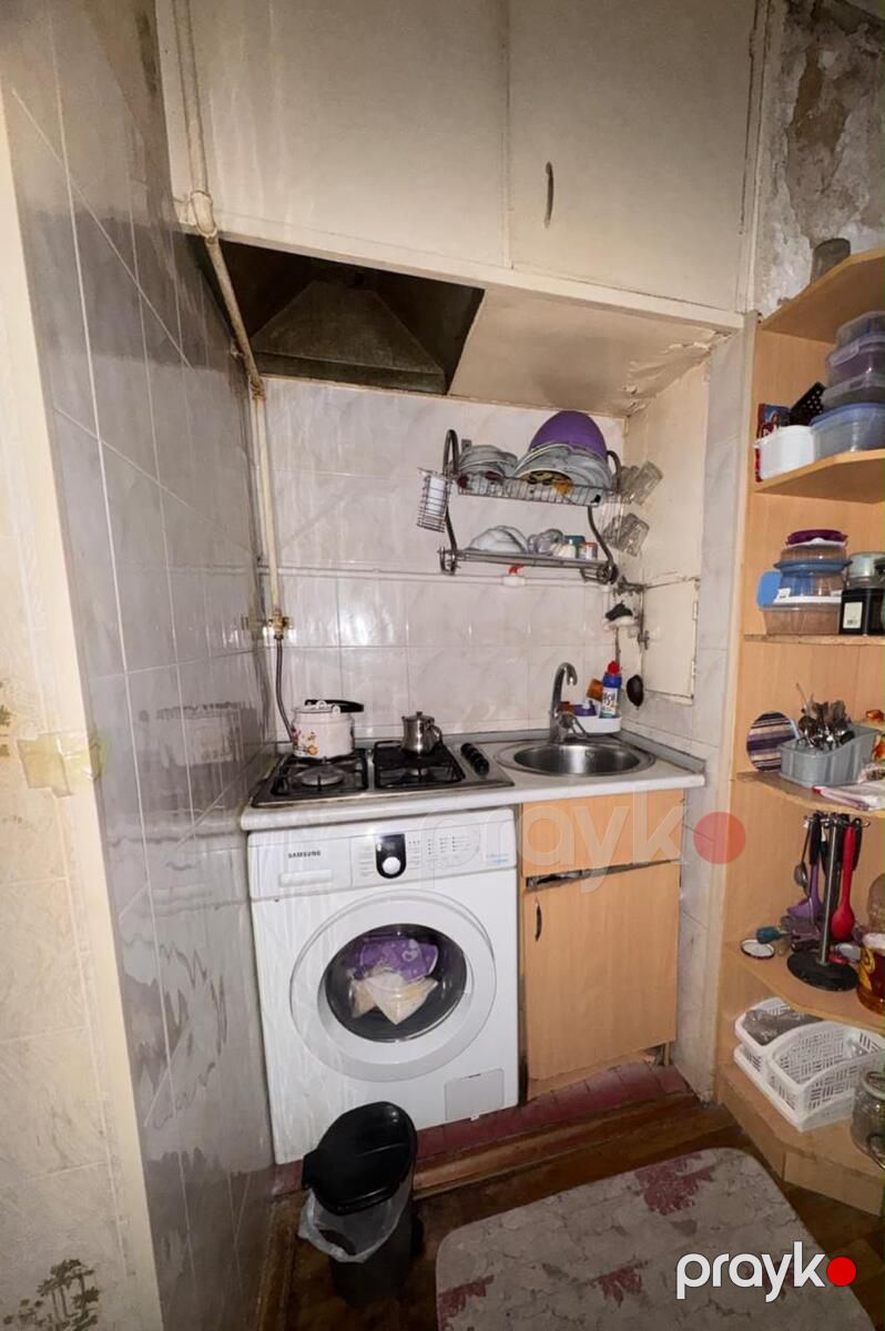 Satılır 1 otaqlı köhnə tikili 40 m² — Mənzil, Bakı (8)