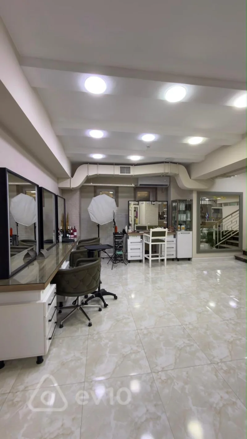 Obyekt, 281 m², Bəsdi Bağırova küçəsi — Əmlak, Bakı (10)