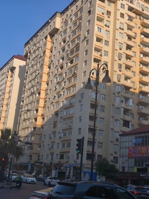 Satılır 3 otaqlı yeni tikili 120 m² — Bakı