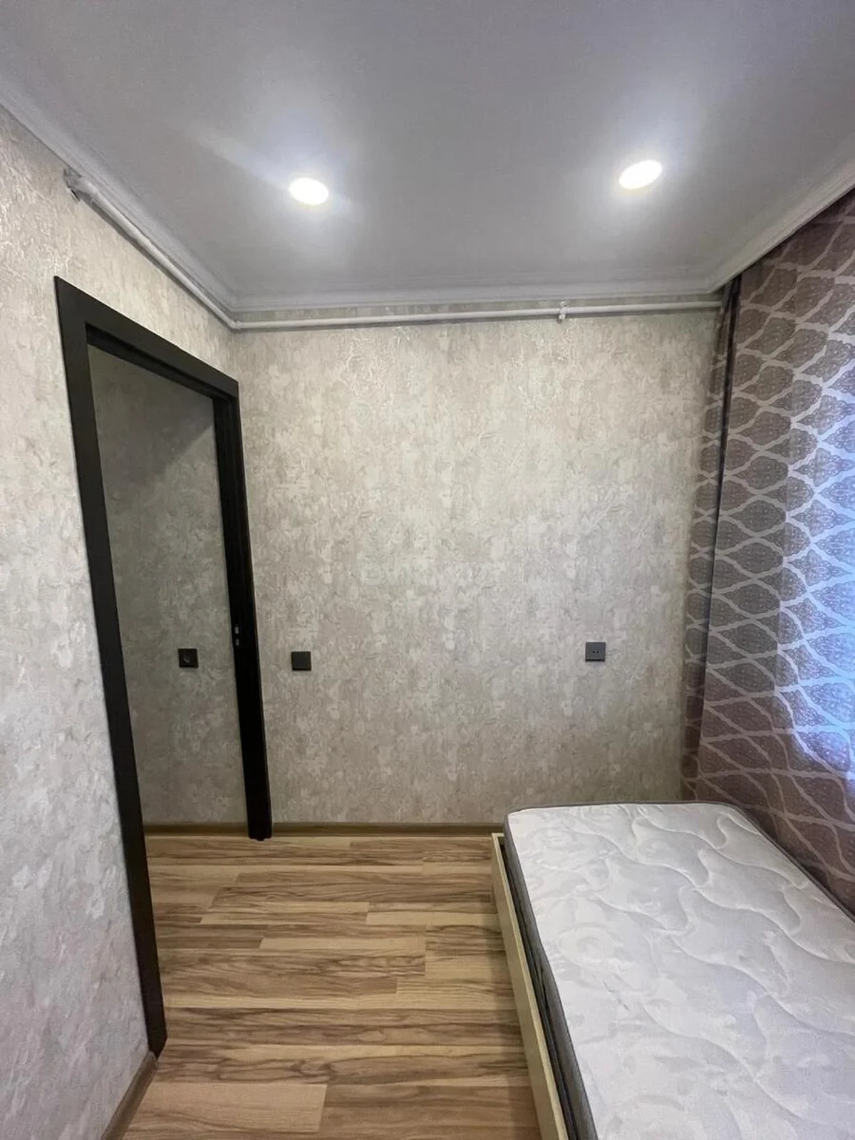 Kirayə 2 otaqlı mənzil Neftçilər metrosu yaxınlığında — Mənzil, Bakı (6)