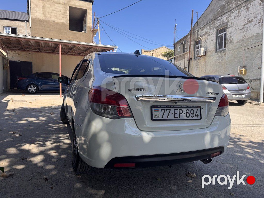 Mitsubishi Attrage, 1.2 L, 2014 il, 185 000 km — Avtomobillər, Bakı (4)
