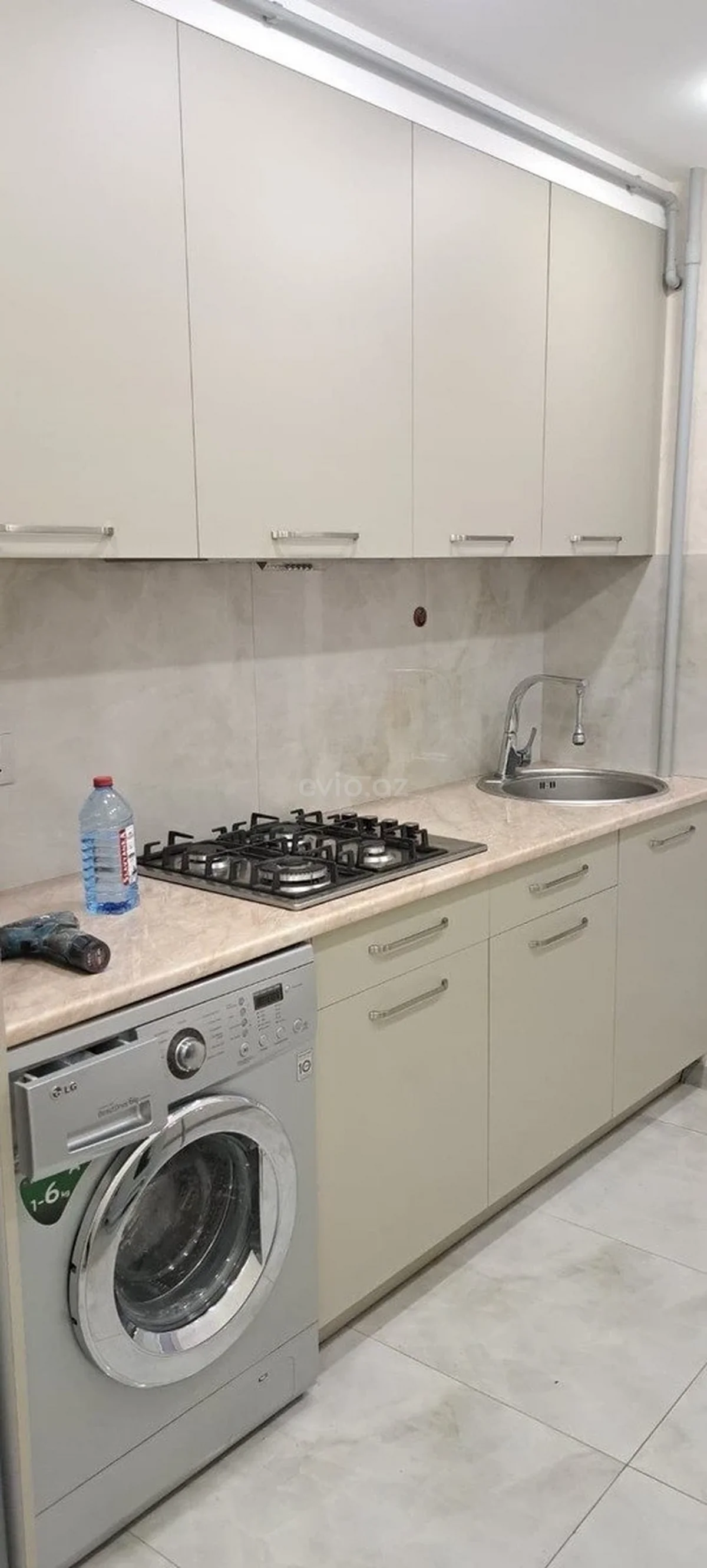 2 otaqlı tam təmirli mənzil satılır 8-ci kilometr qəsəbəsində — Mənzil, Bakı (11)