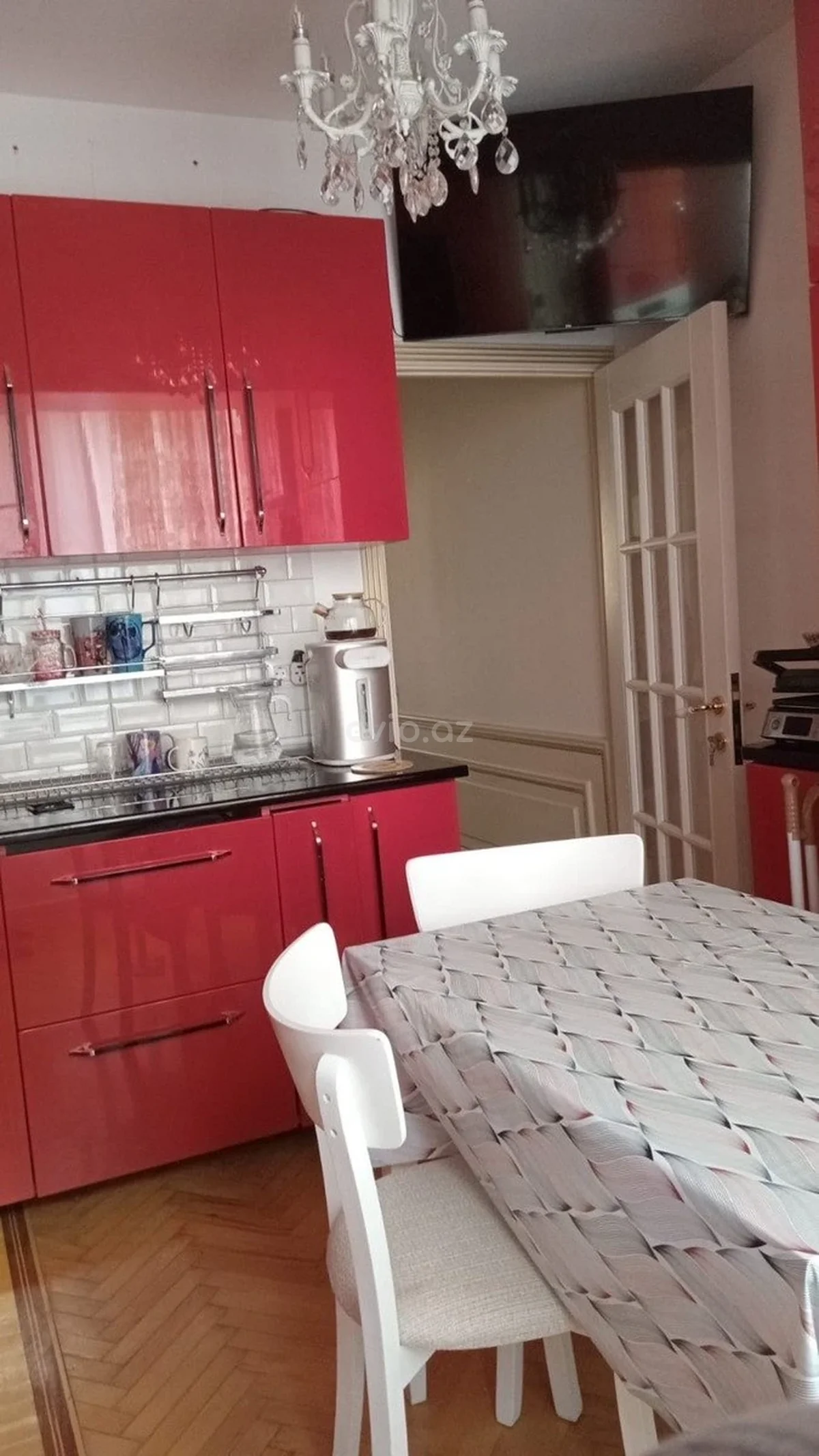 Kirayə 3 otaqlı mənzil Azadlıq prospekti metrosu yaxınlığında — Mənzil, Bakı (4)