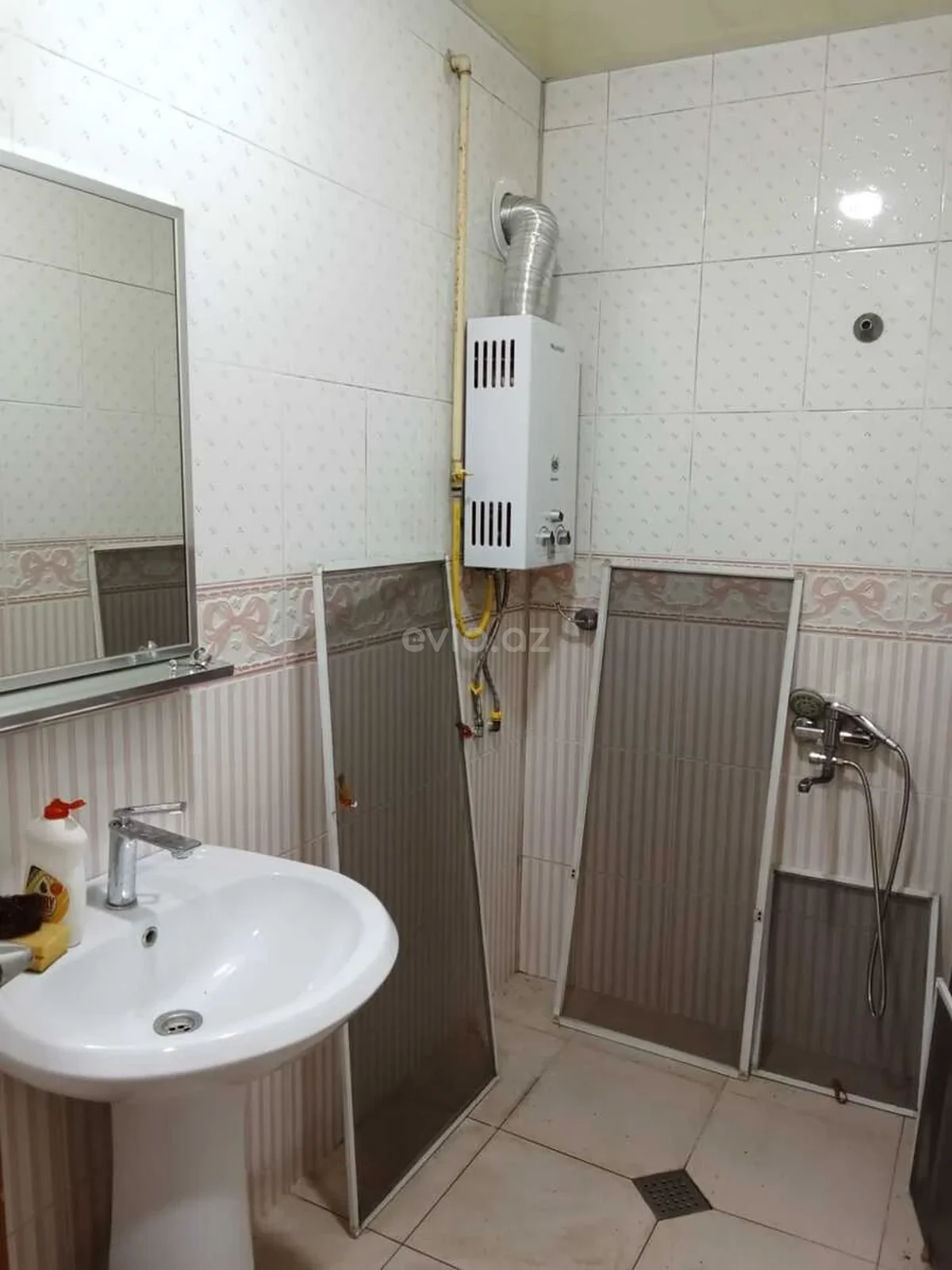 2 otaqlı orta təmirli mənzil satılır Yasamal qəsəbəsində — Mənzil, Bakı (9)