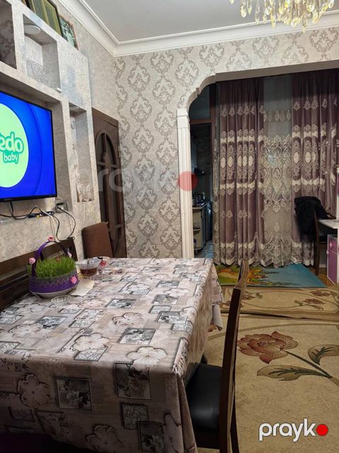 Satılır 3 otaqlı köhnə tikili 75 m² — Bakı