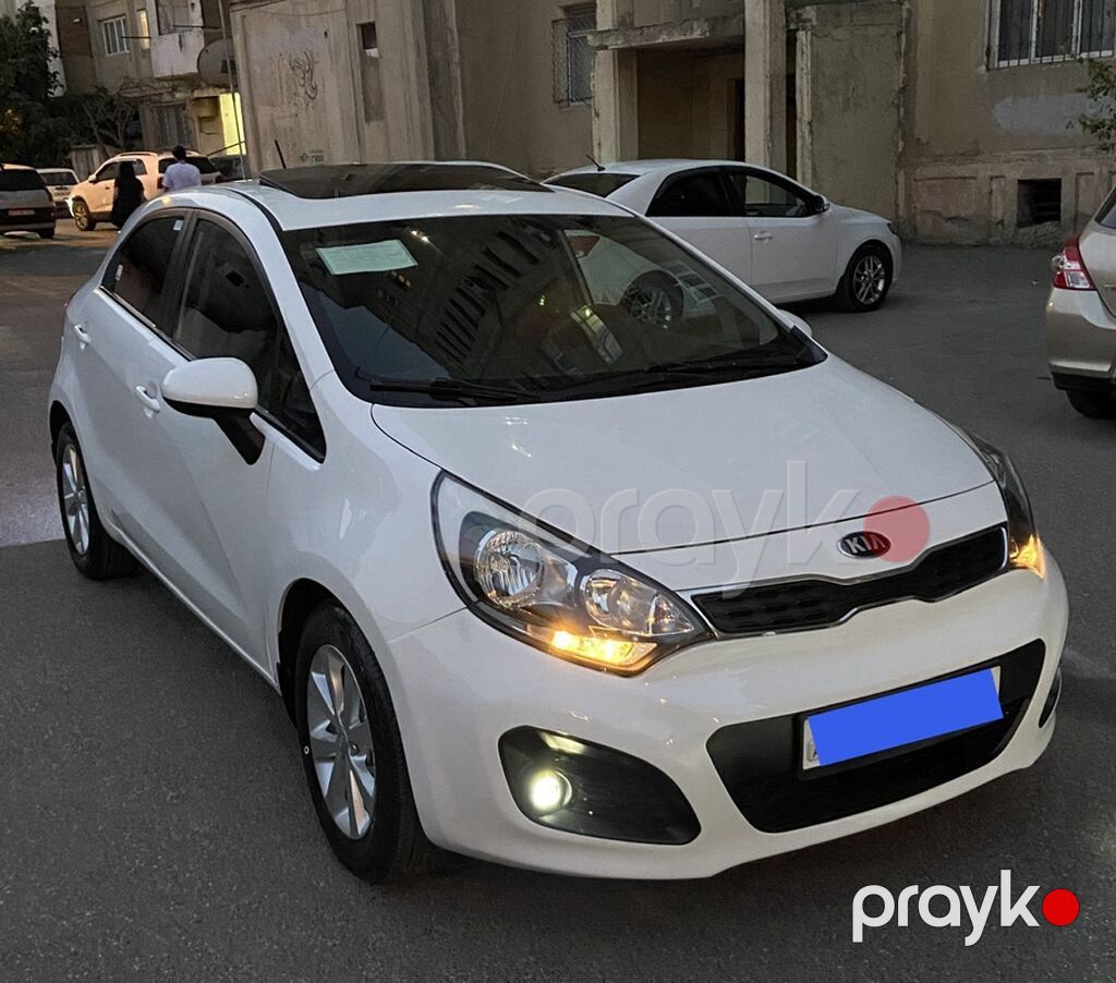 Kia Rio: 1.4 l 2014 il Hetçbek — Avtomobillər, Bakı (3)