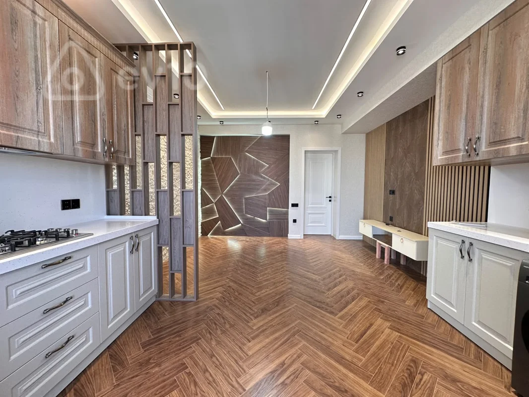3 otaqlı mənzil, 102 m², Ə.Əliyev küç. — kirayə — Mənzil, Bakı (2)