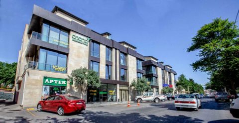 Satılır obyekt 4500 m² — Emil