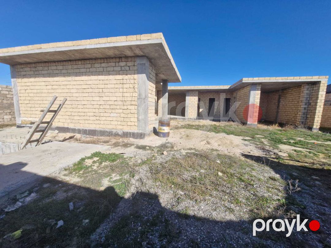 Satılır 4 otaqlı həyət evi/bağ evi 170 m² — Ev, villa, Bakı (2)