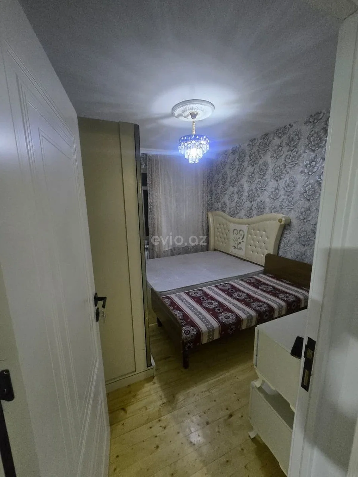 Kirayə 3 otaqlı mənzil Azadlıq prospekti metrosu yaxınlığında — Mənzil, Bakı (5)