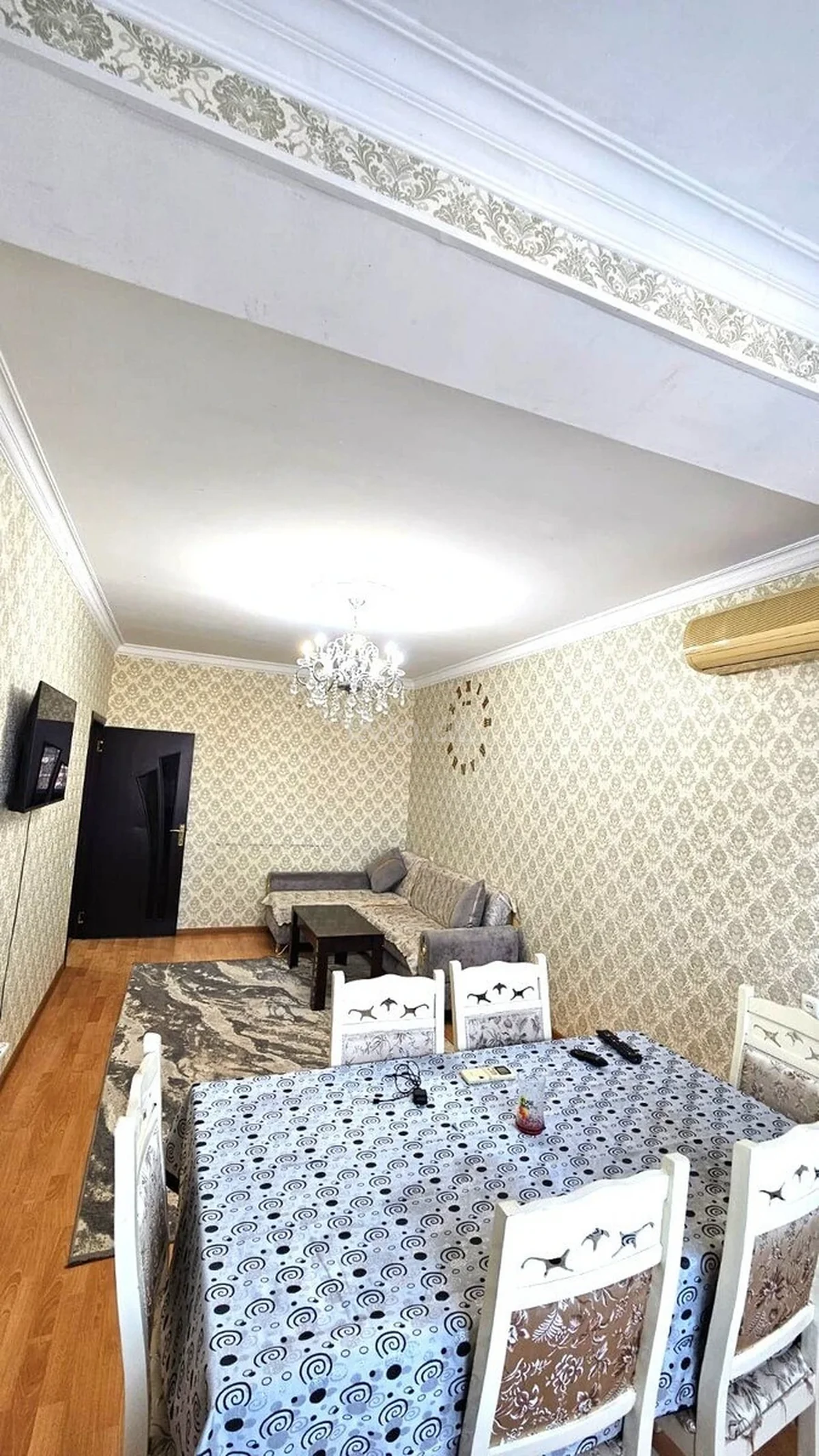 Kirayə 3 otaqlı mənzil Qaraçuxur qəsəbəsində — Bakı