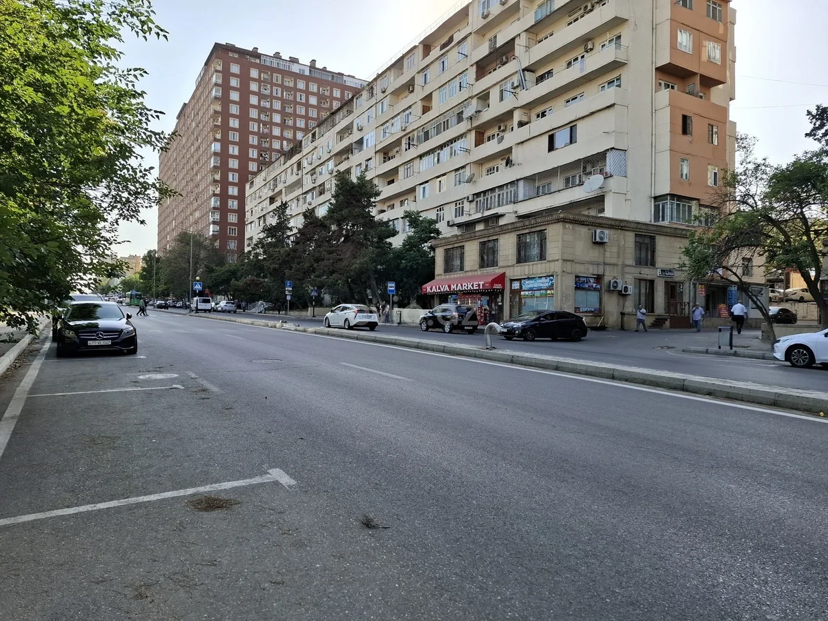 Kirayə 2 otaqlı mənzil Memar Əcəmi metrosu yaxınlığında — Mənzil, Bakı (10)