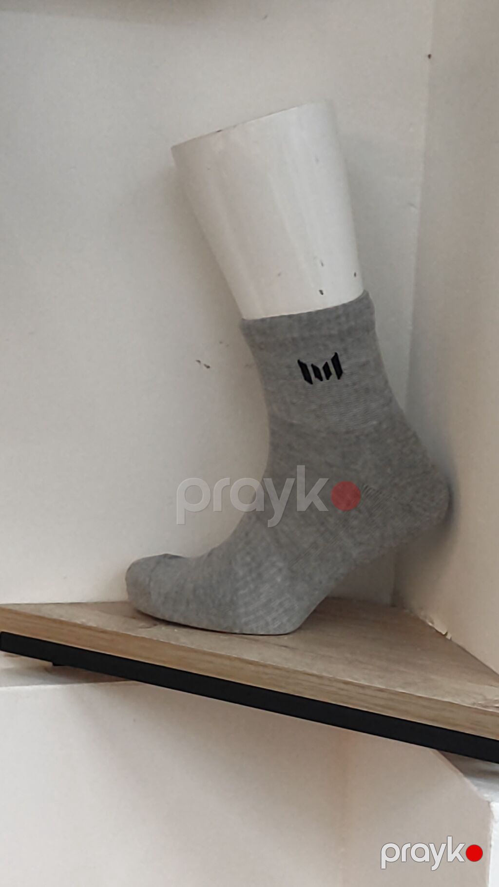 Plastik, plastmas, Qara — Maneken, Bakı (2)