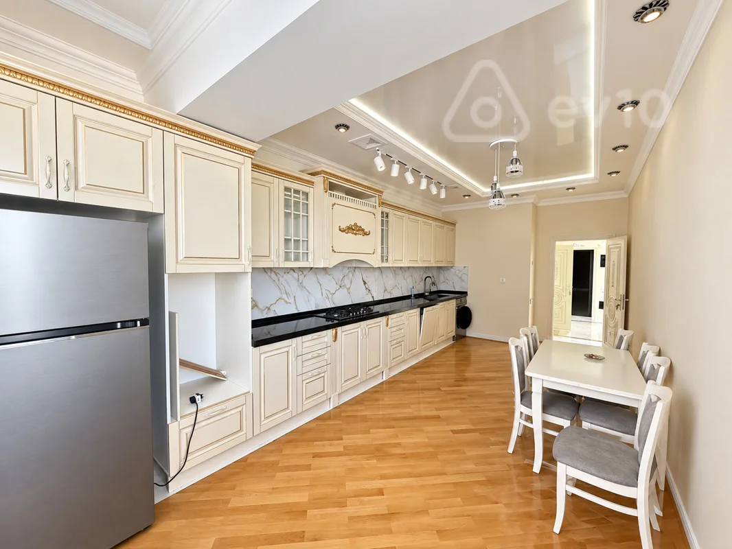 3 otaqlı mənzil, 130 m², Qəzənfər Musabəyov küçəsi — Mənzil, Bakı (10)