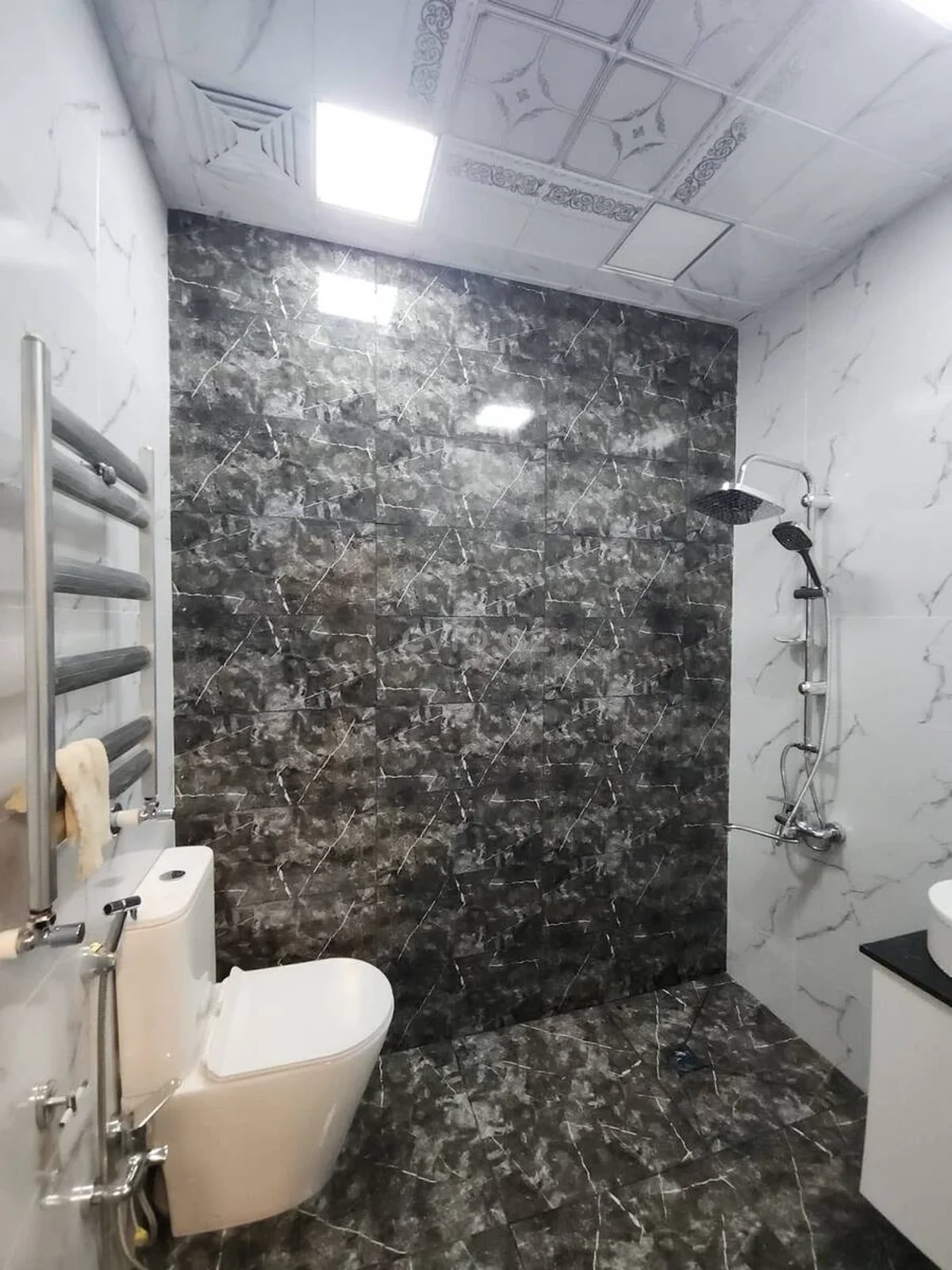 Kirayə 2 otaqlı mənzil Koroğlu metrosu yaxınlığında — Mənzil, Bakı (5)
