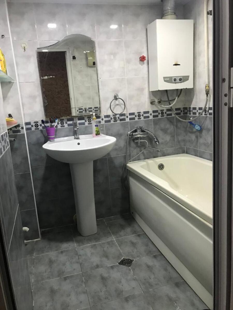 Satılır 5 otaqlı köhnə tikili 115 m² — Mənzil, Bakı (7)