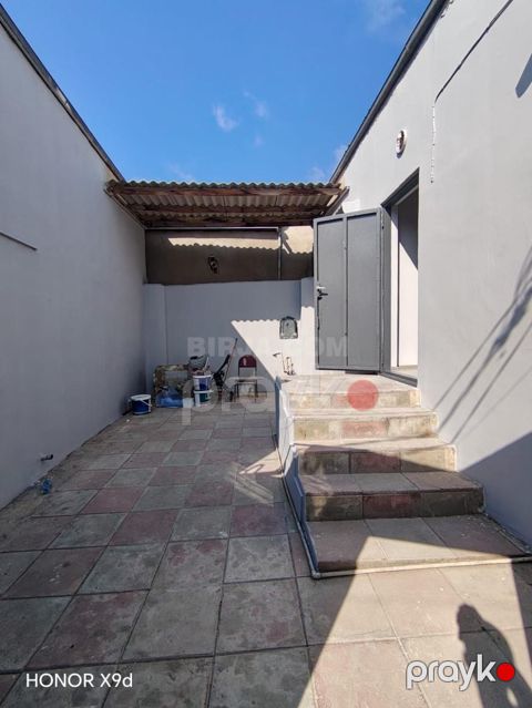 Satılır həyət evi, Xırdalan