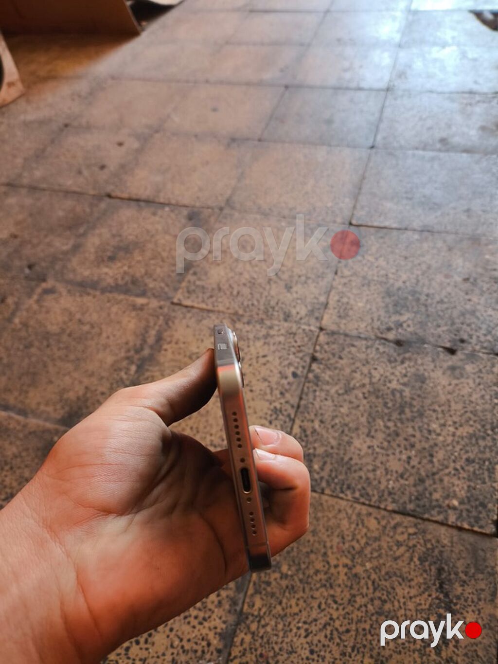 Gümüşü — Apple iPhone, Bakı (3)